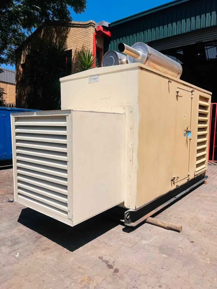 Perkins 150 kVA Standby Set — photo 1 of 8