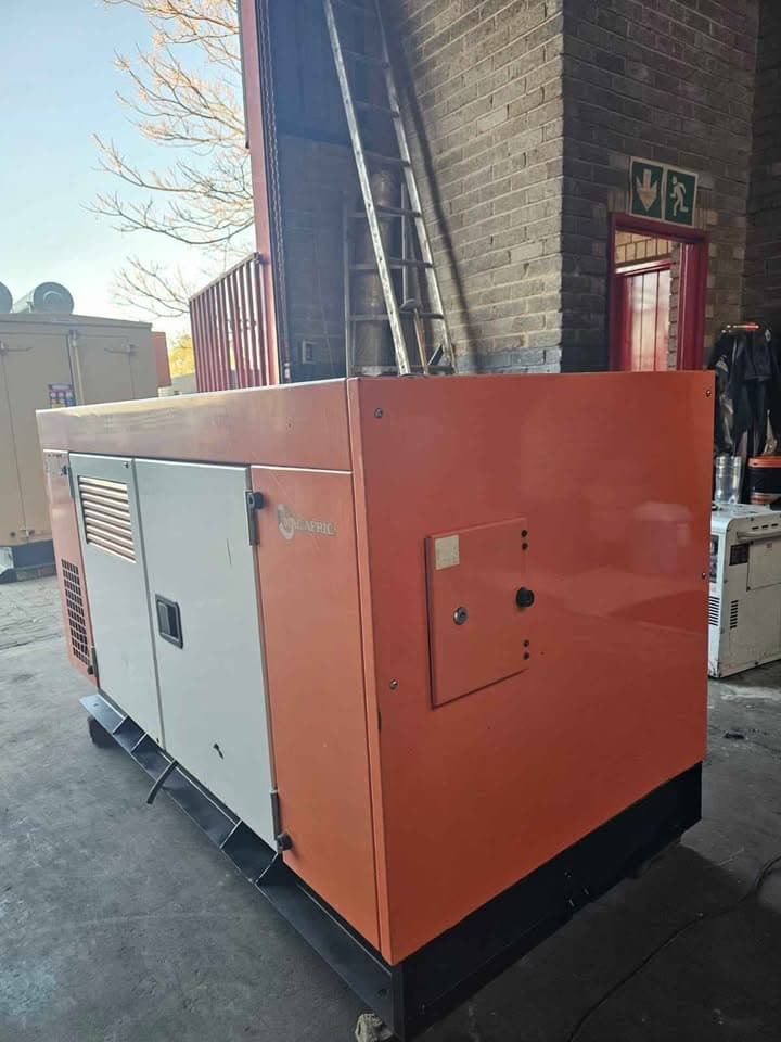 Ricardo 20 kVA Diesel Set — photo 1 of 9