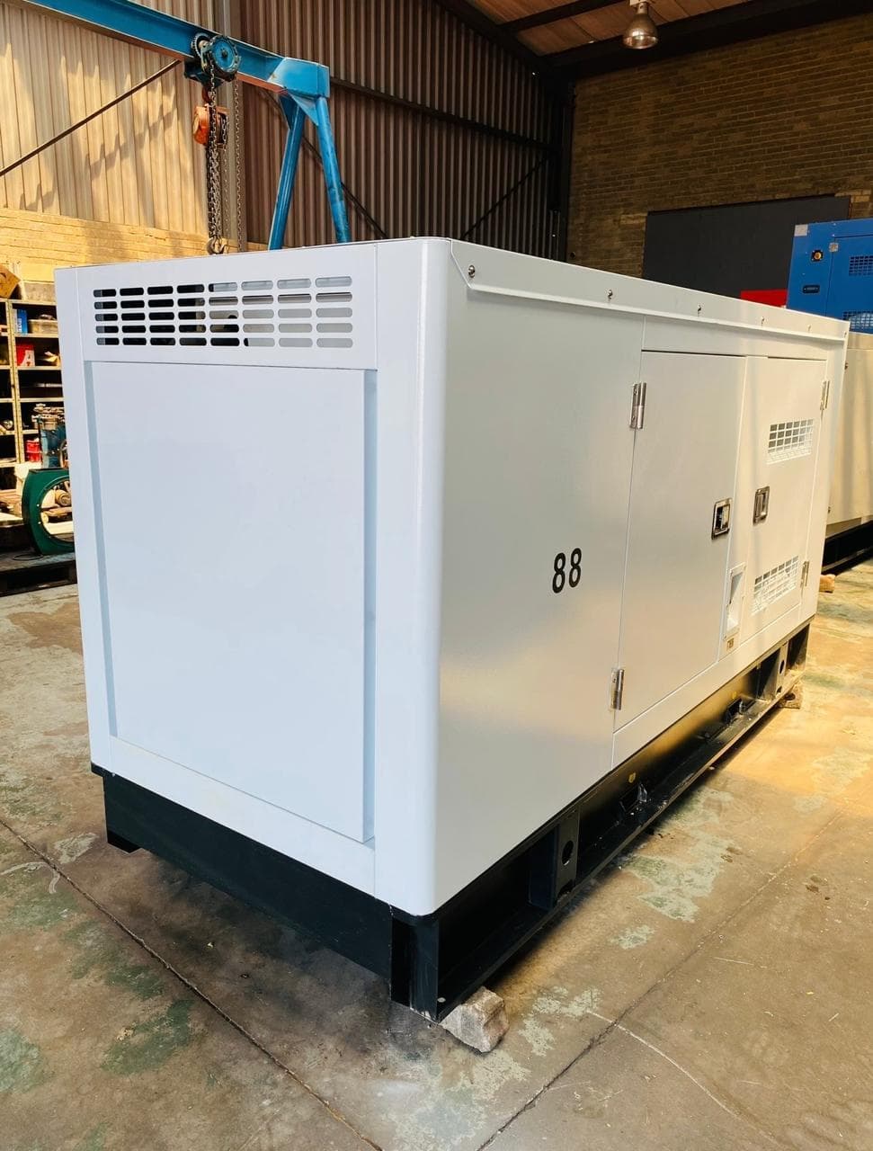 RICARDO 88KVA DIESEL SET — photo 1 of 9