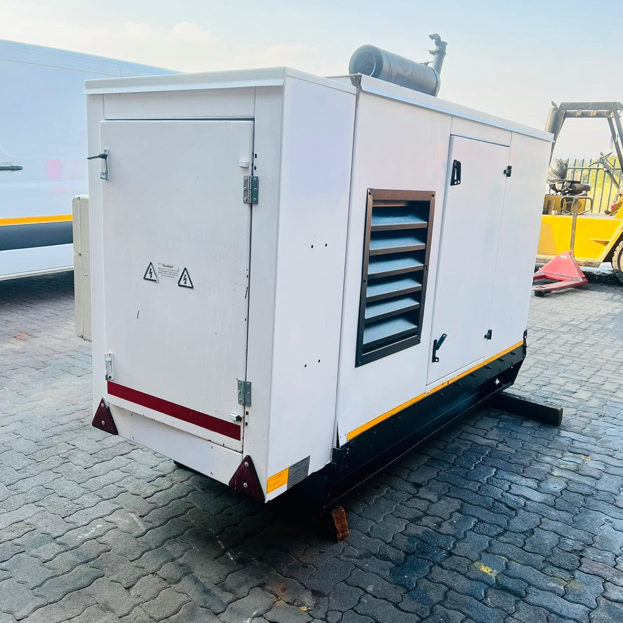 60KVA CUMMINS DIESEL SET — photo 1 of 11