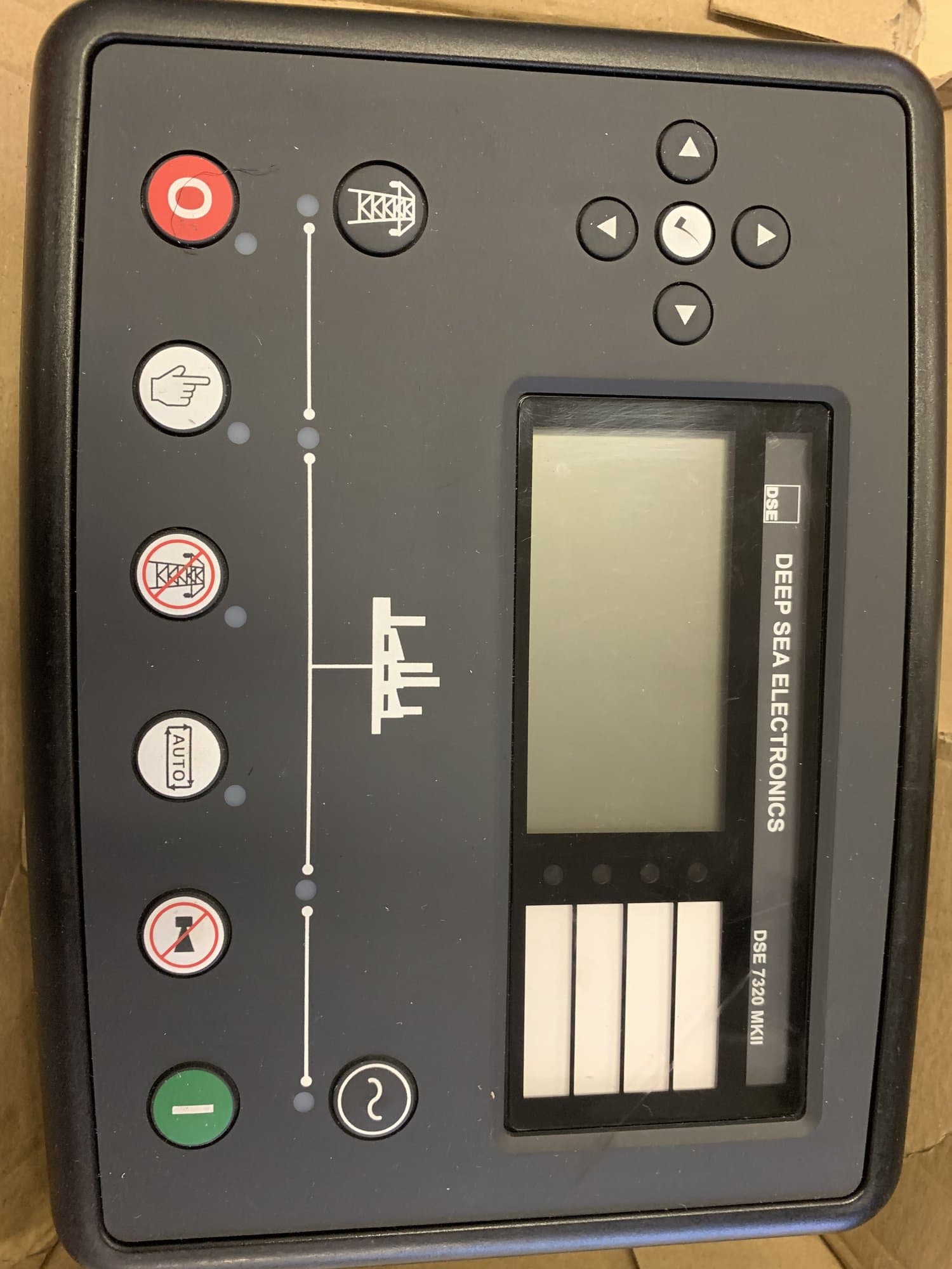 DEEP SEA 7320 MKII CONTROLER — photo 1 of 2